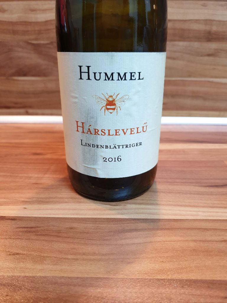 Hummel, Villány, Ungarn Hárslevelü europäische 2016 - und Trocken Deutsche Weine wegezumwein.de - - Weine